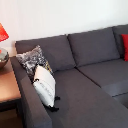 Crisapartment Апартаменты *